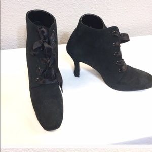 Colin Stuart black leather ankle Victorian witch boots